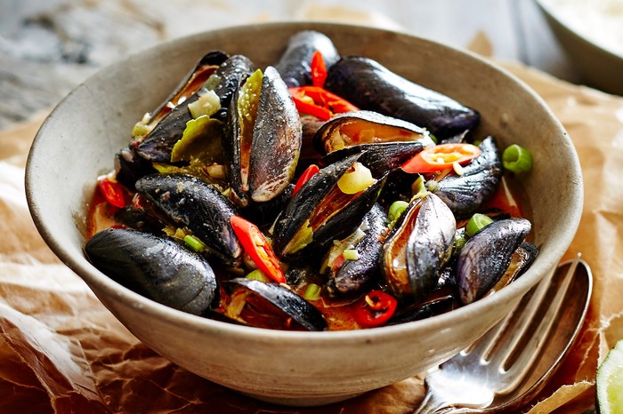 Thai Red Curry Paste Mussels Recipe