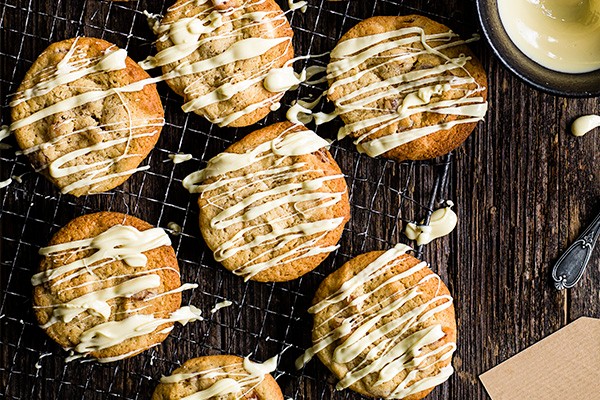 Apricot and White Chocolate Chip Cookies Recipe