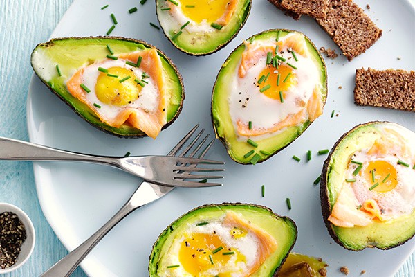 Baked avocado with smoked salmon and egg