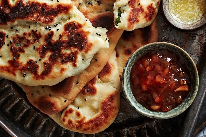 Paneer Stuffed Naan Recipe with Kale