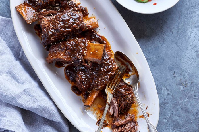 Slow Cooker Korean Beef Short Ribs Recipe