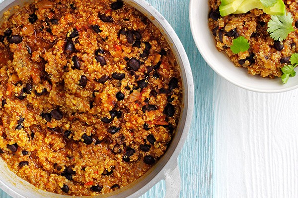 Easy Vegan Bean Chilli Recipe with Quinoa Easy Vegan Bean Chilli Recipe with Quinoa