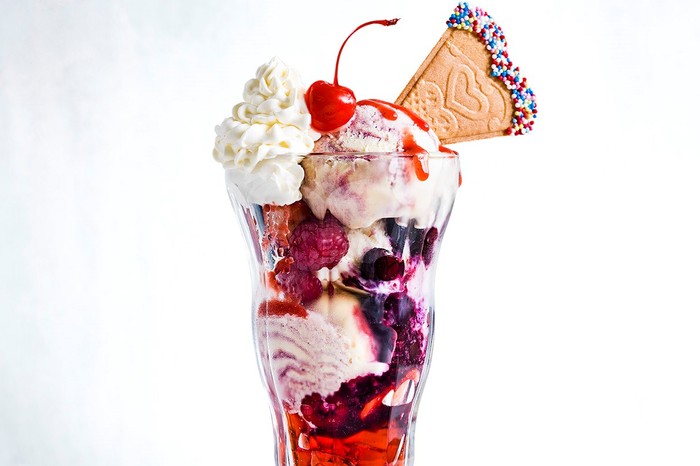 Boozy knickerbocker glory