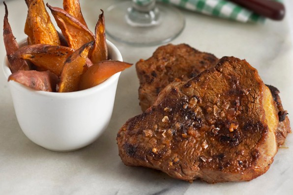 Spiced steak with sweet potato wedges