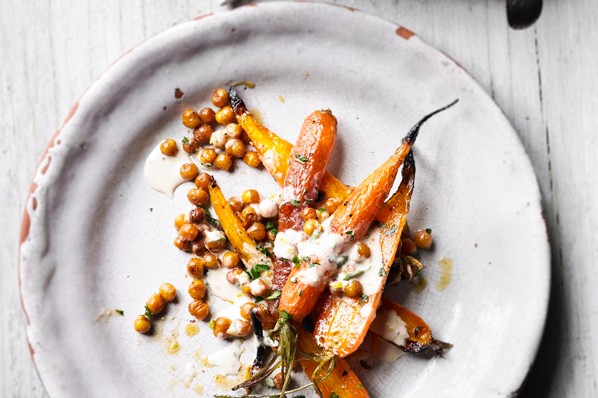 Roast Carrots with Chickpeas and Tahini