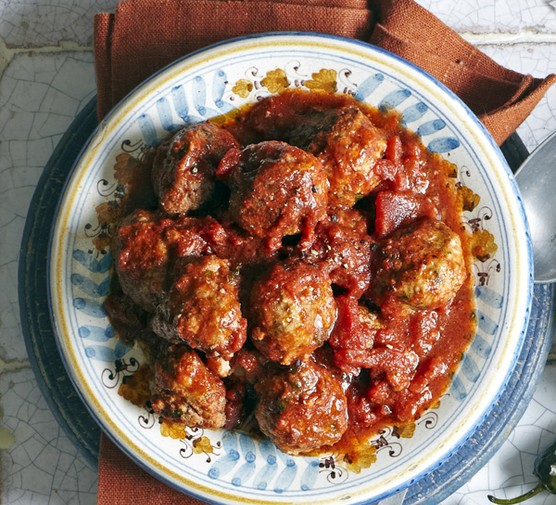 Smoky Albondigas Spanish Meatballs Recipe