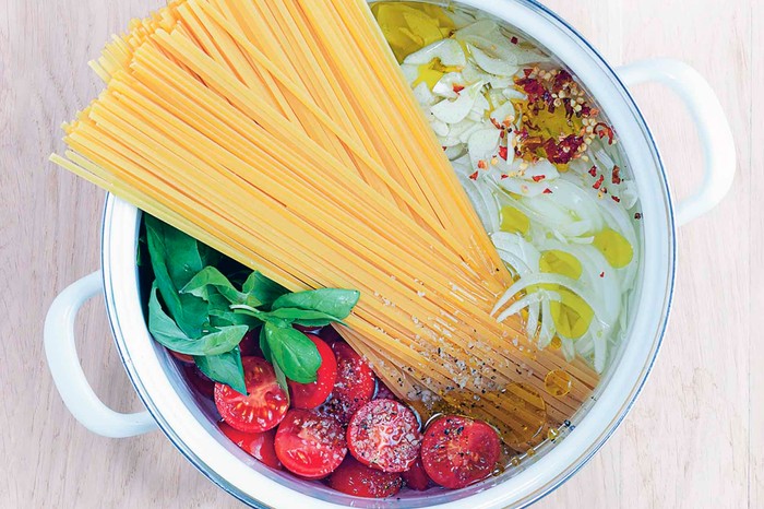 One-Pot Tomato and Basil Pasta Recipe