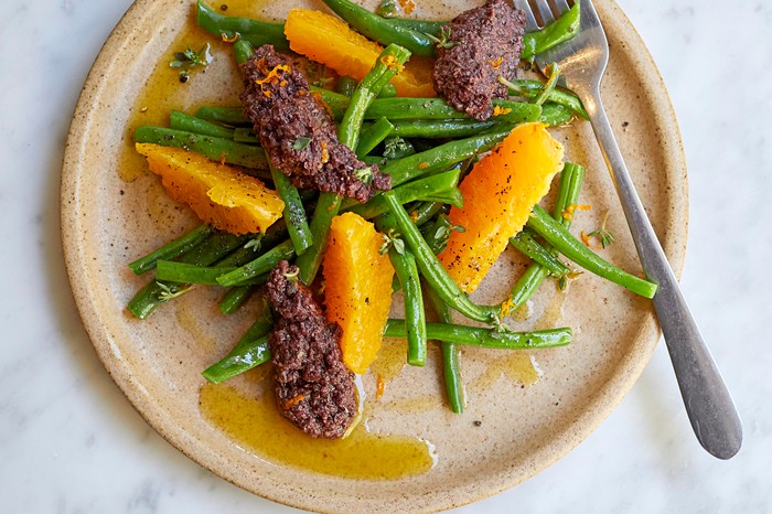 Green Bean Salad Recipe with Orange and Tapenade