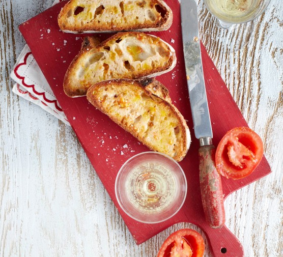 Pan Con Tomate (Catalan Tomato Bread) Pan Con Tomate (Catalan Tomato Bread)