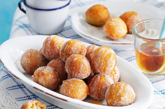 loukoumades greek donuts