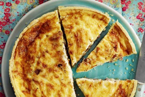 Sliced quiche Lorraine on a plate