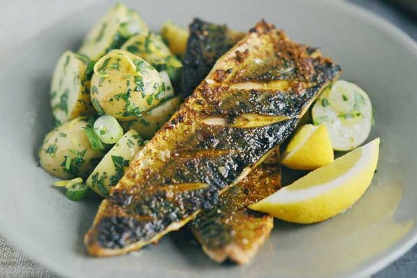 Spiced Mackerel Fillets Recipe with Potato Salad