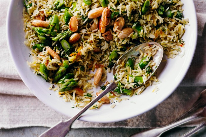 Asparagus, saffron and almond pilaf