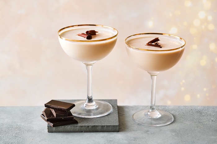 Two Baileys cocktails topped with chocolate shavings