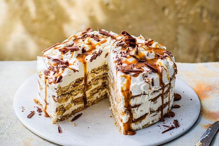 Banoffee fridge cake