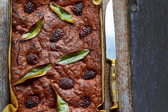 Blackberry and bay brownies made with rye