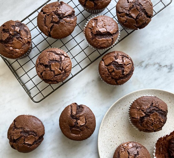 Easy Chocolate Muffins Recipe Easy Chocolate Muffins Recipe