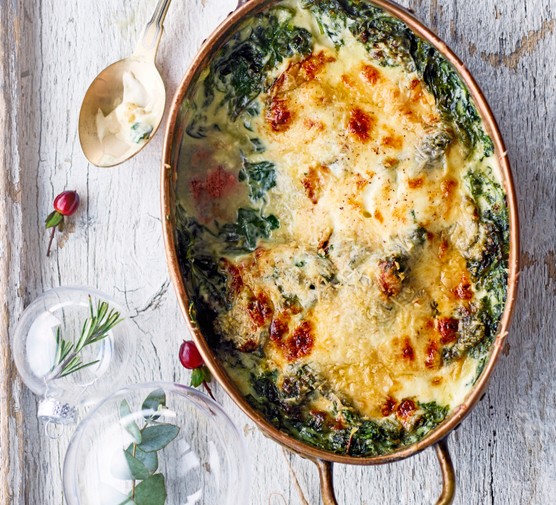 Easy Spinach Recipes and Creamed Spinach Ideas Creamed spinach with Nutmeg and gruyère Creamed Spinach Recipe With Nutmeg And Gruyère