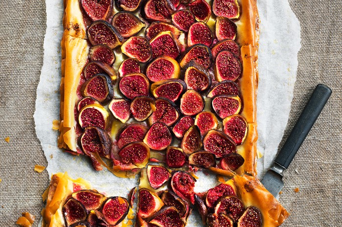 A whole filo pastry fig tart