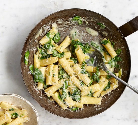 One-Pot Pasta Recipe With Goat’s Cheese And Spinach