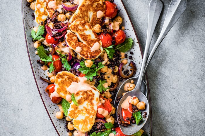 Chickpea and Halloumi Salad Recipe with Lentils