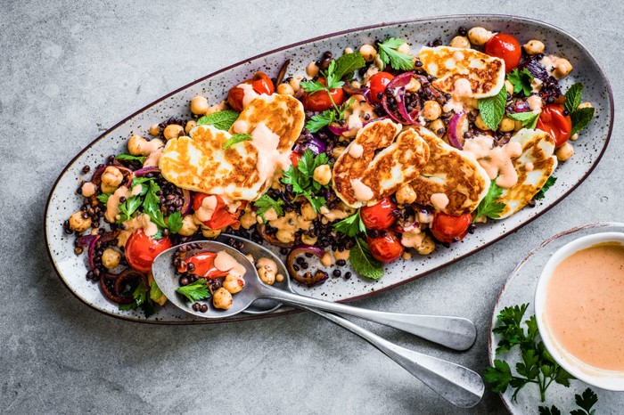 Chickpea and Halloumi Salad Recipe with Lentils