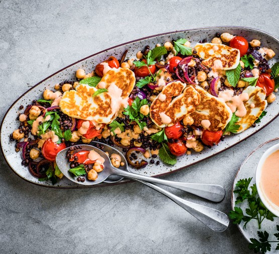 Chickpea and Halloumi Salad Recipe with Lentils