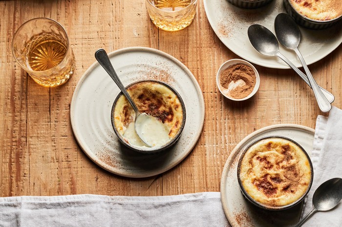 Ramekins of rice pudding topped with halva