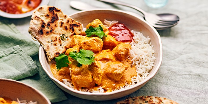 Healthy Chicken Korma with Coriander Naans