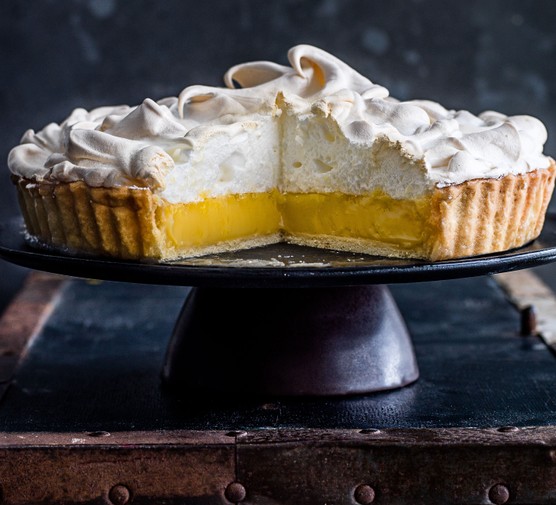 Lemon meringue pie on a stand