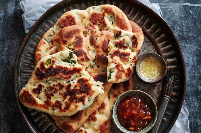 Paneer Stuffed Naan Recipe with Kale