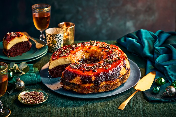 Mexican Chocoflan Recipe on a platte with a gold serving knife