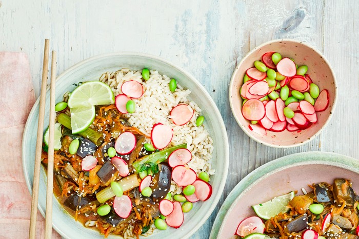 Teriyaki Aubergine Bowls with Radishes and Chopsticks