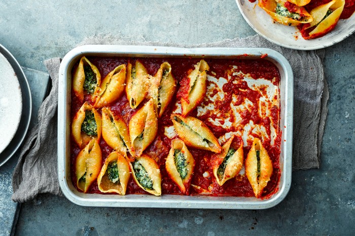 Stuffed Pasta Shells Recipe with Spinach and Ricotta