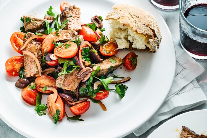 Steak, Tomato and Olive Salad Recipe