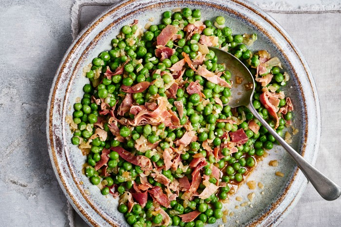 Braised Peas Recipe with Jamón