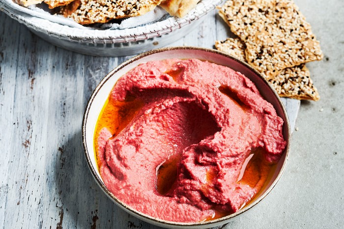 Vegan Beetroot Hummus Recipe