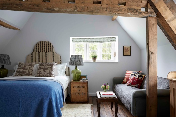 Farmhouse Loft Room at Artist Residence Oxfordshire