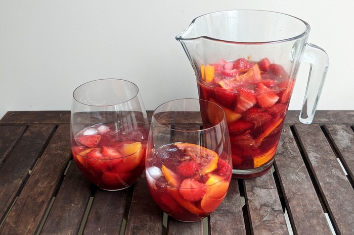 Easy wine cocktail recipes Easy Sangria Recipe