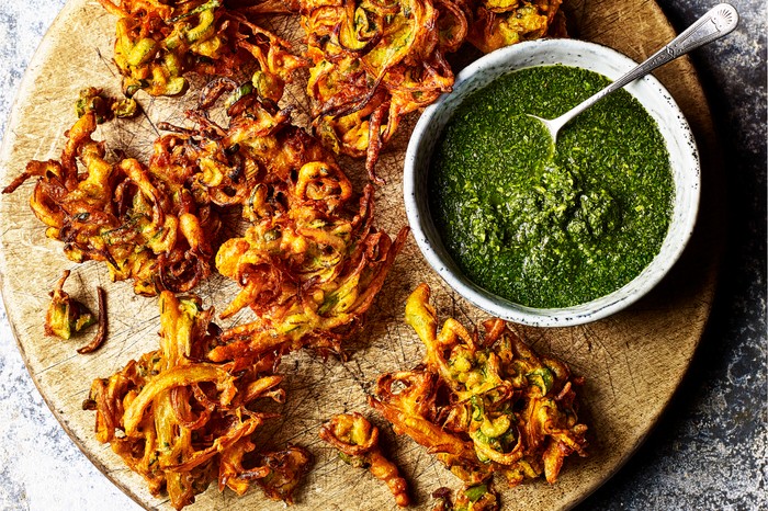 Spring Onion Bhaji Recipe with Mint and Coriander Chutney