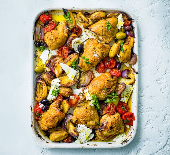 Mediterranean chicken traybake