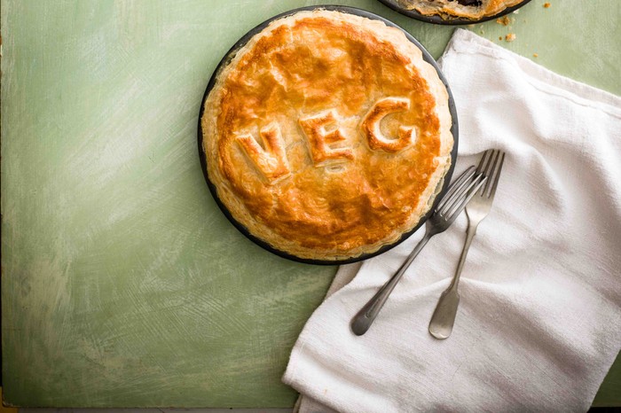 Vegetarian Pot Pie Recipe with Leeks and Cheese