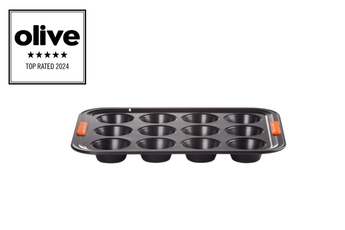 Le Creuset 12 cup muffin tray Le Creuset 12 cup muffin tray