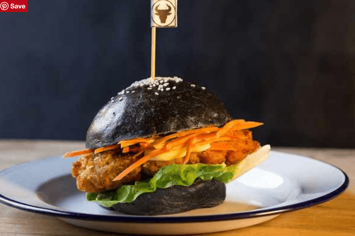 Bull in a China shop Bull in a China shop - charcoaled-coloured burger buns with deep fried chicken