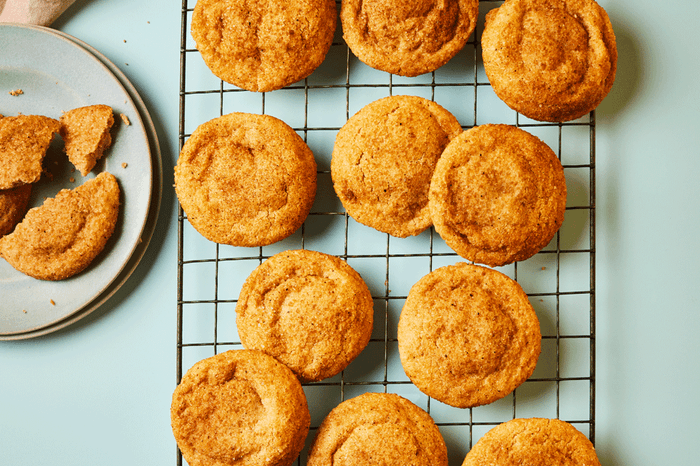 Snickerdoodle cookies on a wire cooling rack